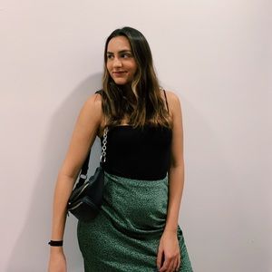 Meet your Posher, Ari